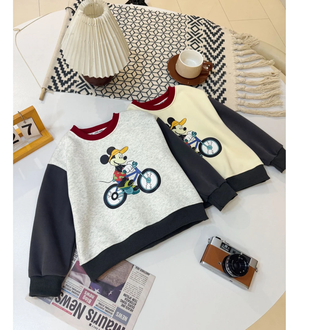 秋冬新款休闲百搭儿童加绒加厚卡通涂鸦拼色一体奥粒绒T恤卫衣