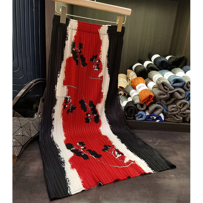 松紧腰褶皱印花半身裙