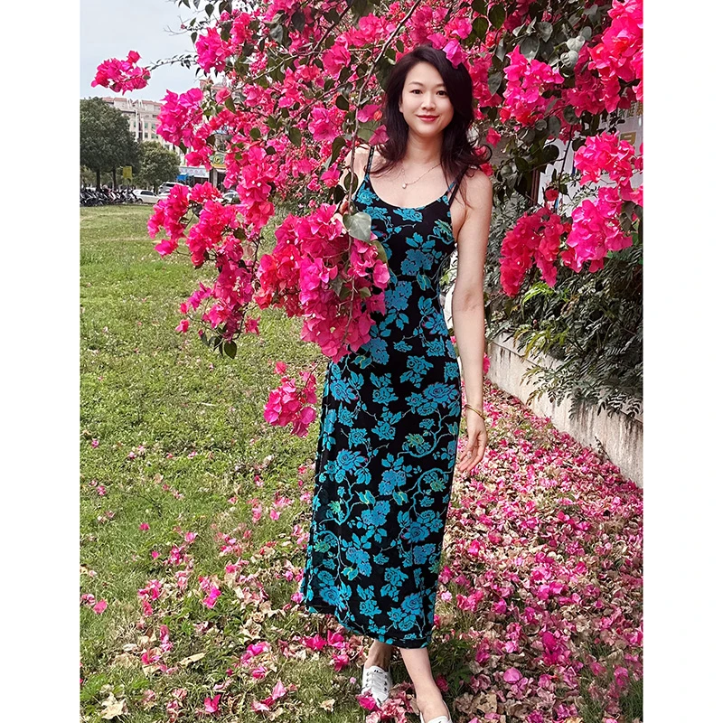 2024主播原创设计高级时尚优雅气质修身弹力网纱印花吊带连衣裙
