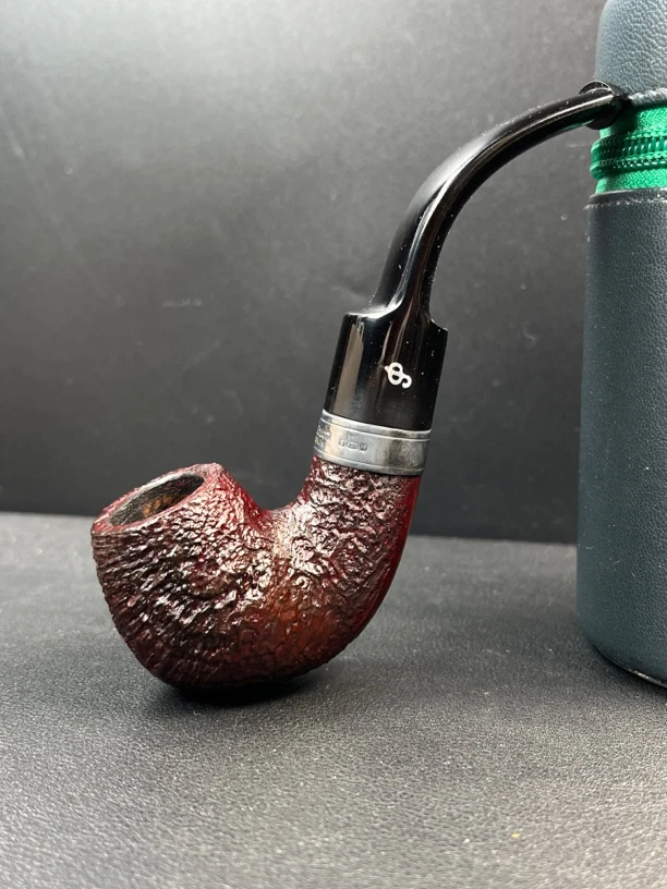爱尔兰彼得森2023年圣诞系列230型号石楠木烟斗（内径17.5斗深31.5