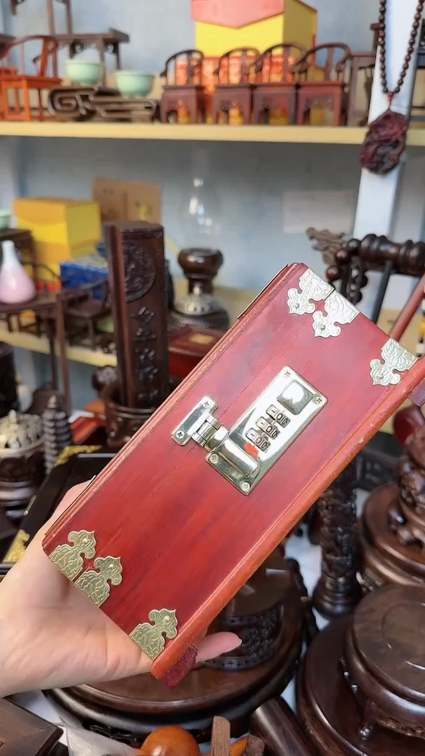 【闪购商品】红贵宝木雕首饰盒