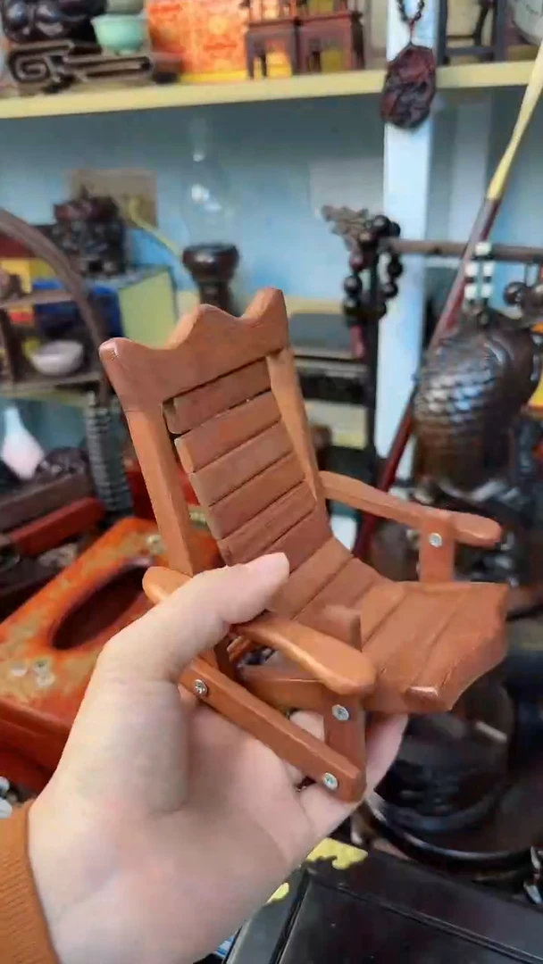 【闪购商品】红贵宝木雕手机架