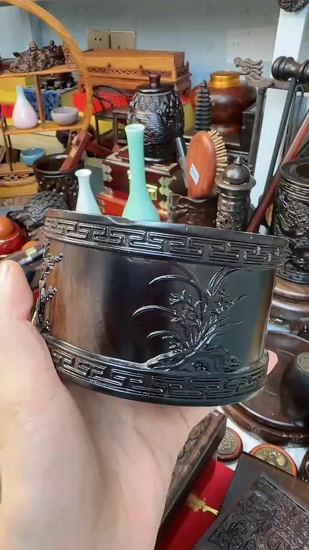 【闪购商品】红贵宝木雕烟灰缸