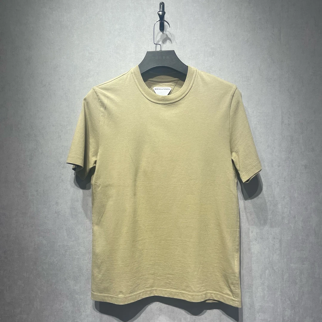 全新未使用 BOTTEGA VENETA/葆蝶家  纯色圆领短袖/M码/公价6000