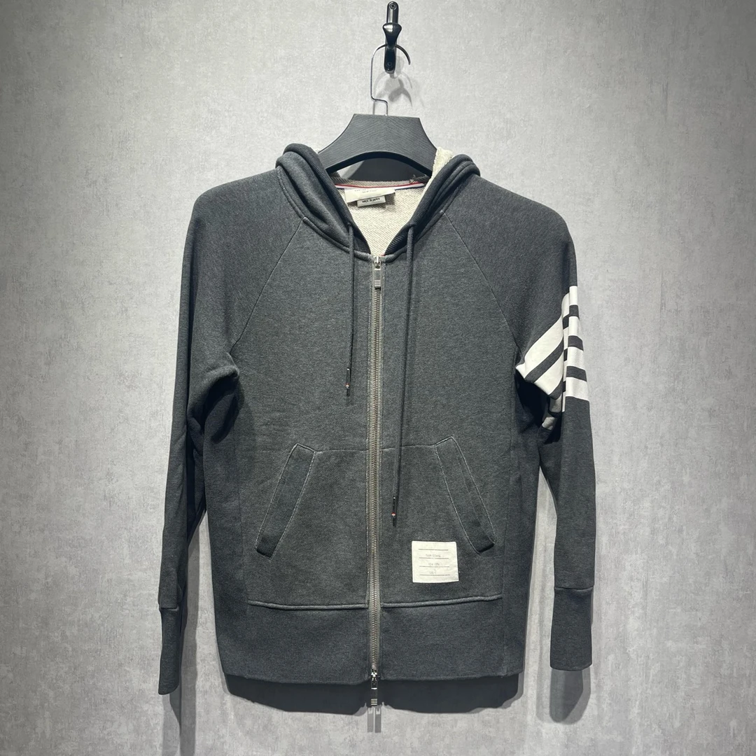 95新 THOMBROWNE TB 经典灰色四条杠拉链外套/1码/95新/DY212402