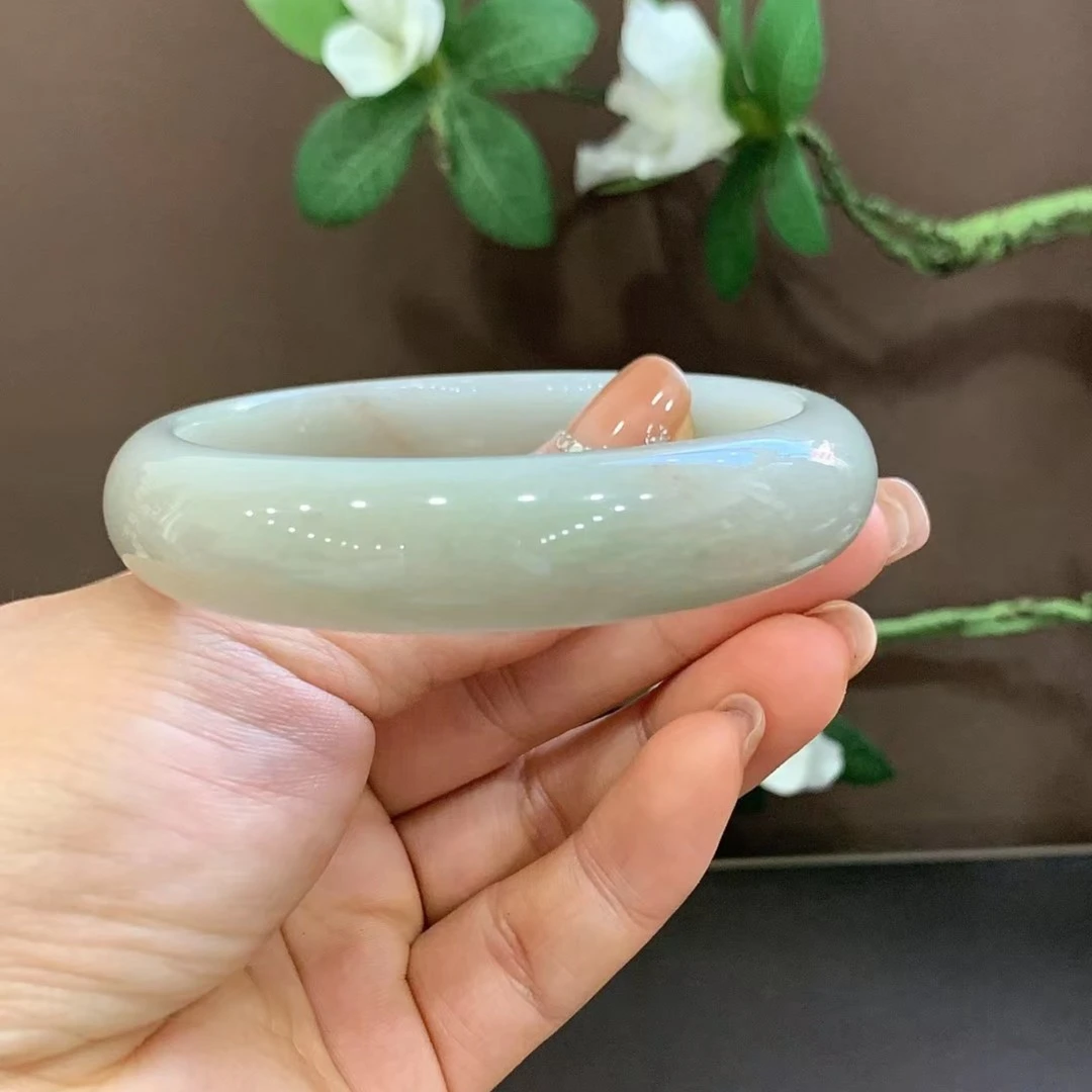 佘太翠(微瑕多样性发货)天然玉石石英岩玉高冰精美冰透绿色时尚