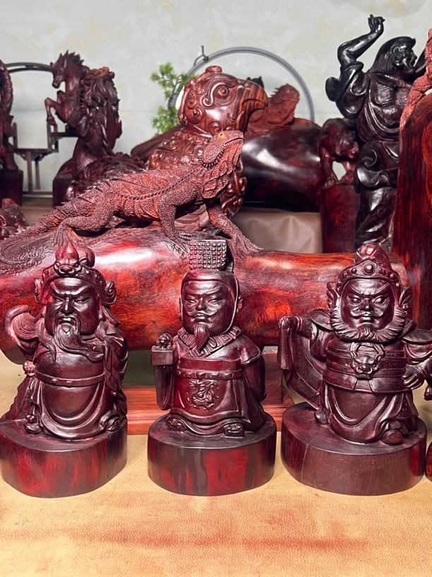 加工檀木雕刻镇尺串串十二生肖貔貅麒麟直播间链接