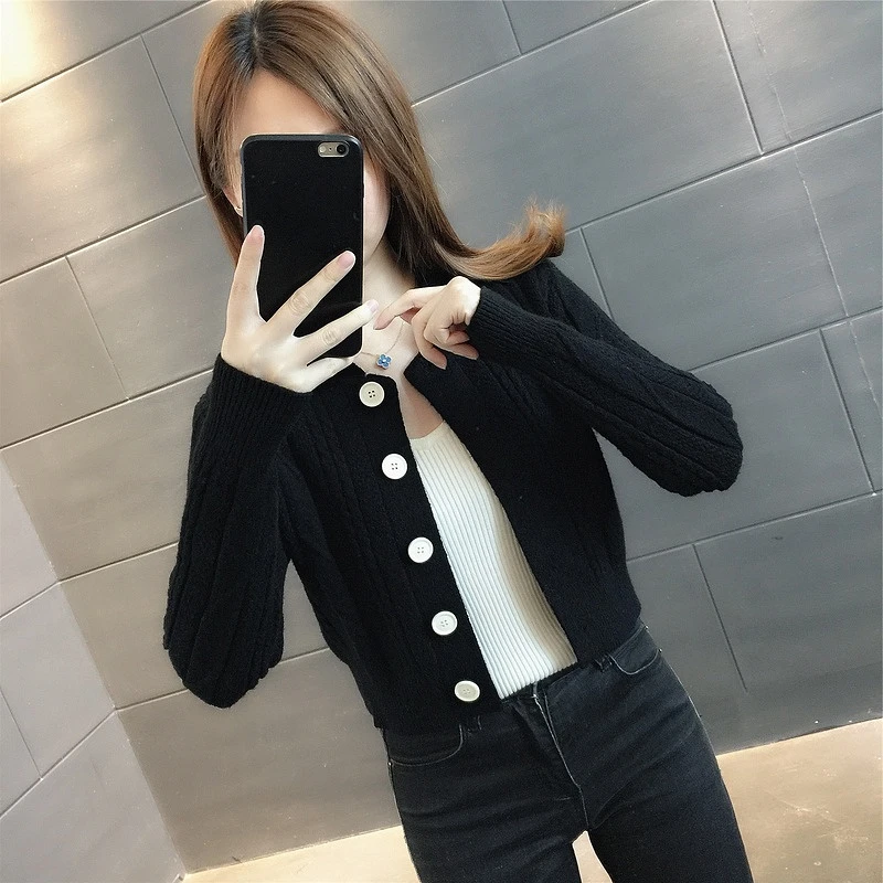 休闲风小香风短款针织衫女薄款黑色开衫2025春秋新款小个子毛衣