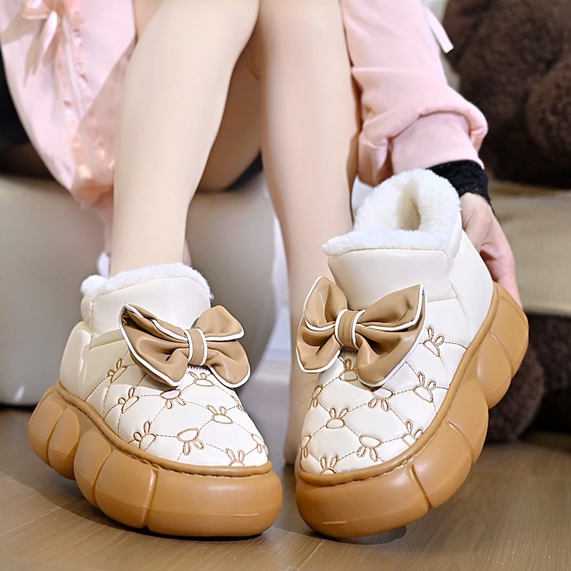 2024冬季新款防水时尚厚底蝴蝶结棉拖鞋女室内家居加绒包跟雪地靴