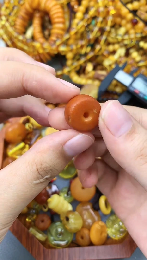 【闪购商品】蜜蜡珠宝奇石未镶嵌珠子