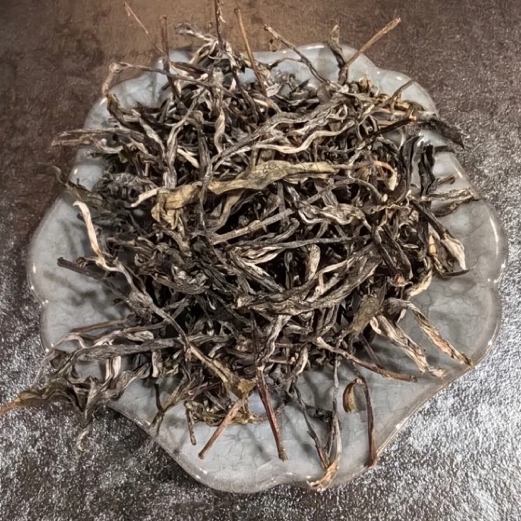 曾盛号【老班章茶王地】2024明前古树单株 生茶8克龙珠 不配茶样