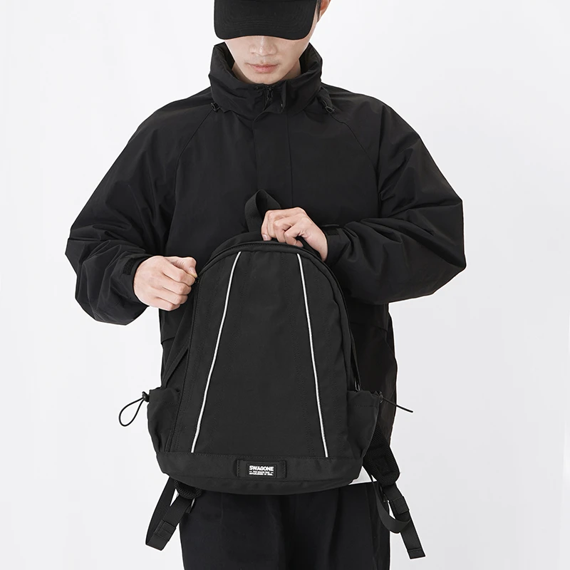 小众简约双肩包2024新款机能旅行背包男多层通勤电脑包大学生书包