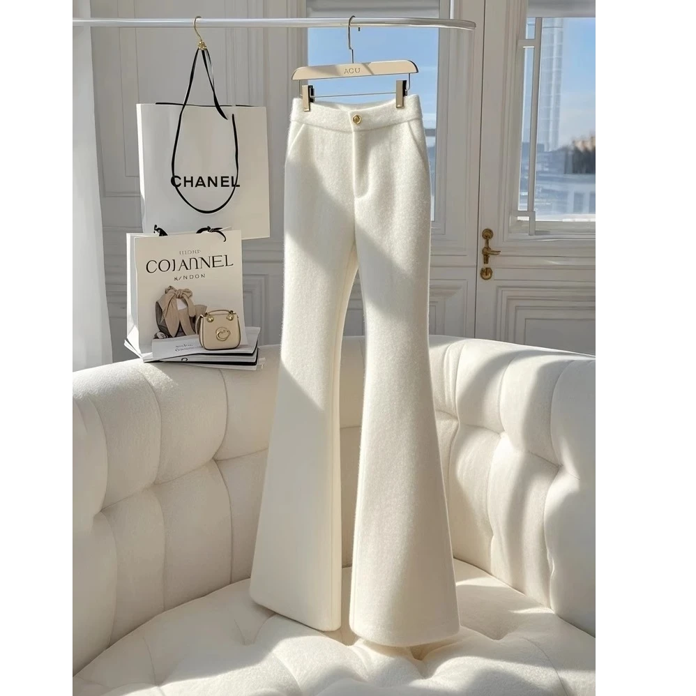 2024年冬季爆款高级感超好看气质高腰显瘦长裤白色喇叭加厚裤子女