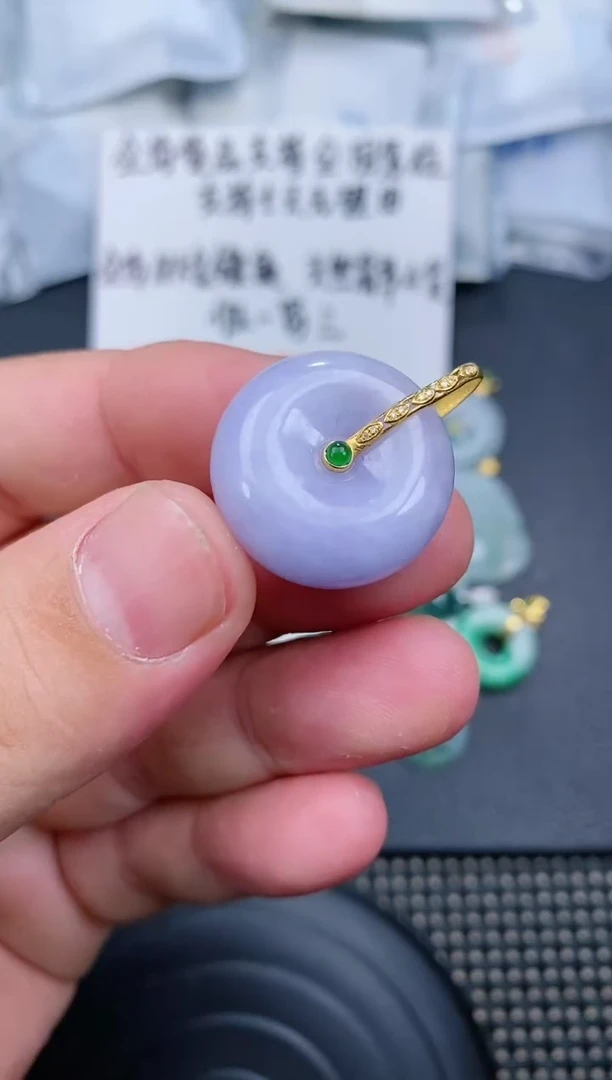 【闪购商品】翡翠颈饰18K金镶嵌翡翠轮胎扣 赠皮绳