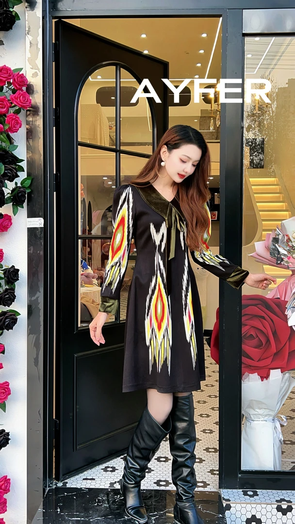 AYFER艾德莱斯连衣裙甜美风秋冬款