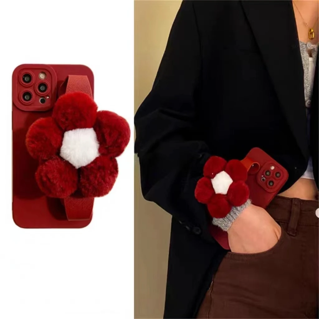 复古酒红毛绒花朵腕带iPhone14pro手机壳13promax苹果12pro秋冬11