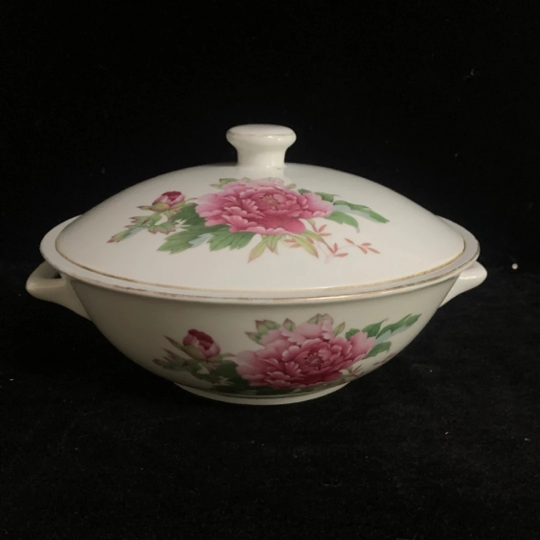 景德镇市东风瓷厂生产的平锅