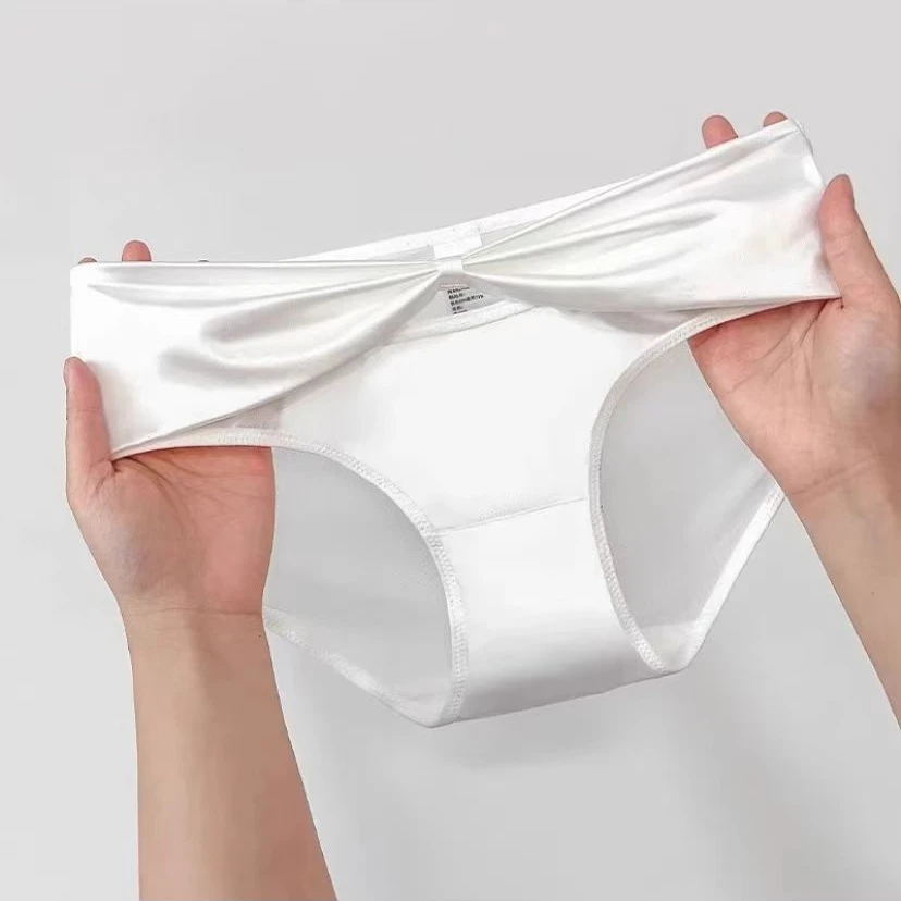 新款无痕内裤女士冰丝裸感薄款速干网纱女生短裤棉档透气三角裤
