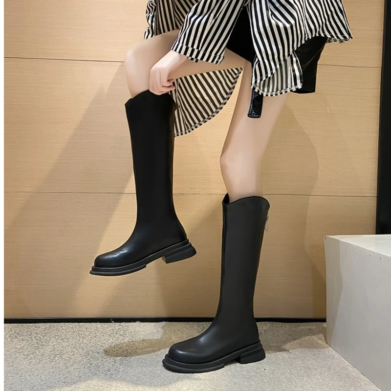 【暖阳推荐】加绒2285长筒靴女秋冬新款黑色高筒马丁V口长靴女靴