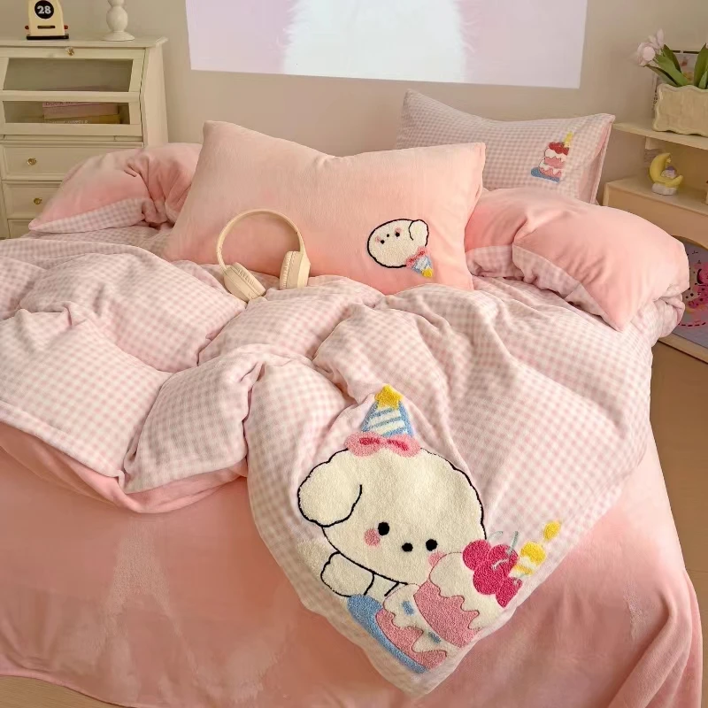 小玲子 樱桃蛋糕小狗 高克重毛巾绣牛奶绒三件套四件套可爱卡通风