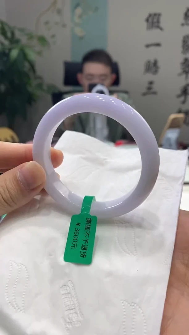 【闪购商品】翡翠手镯未镶嵌多人0006655