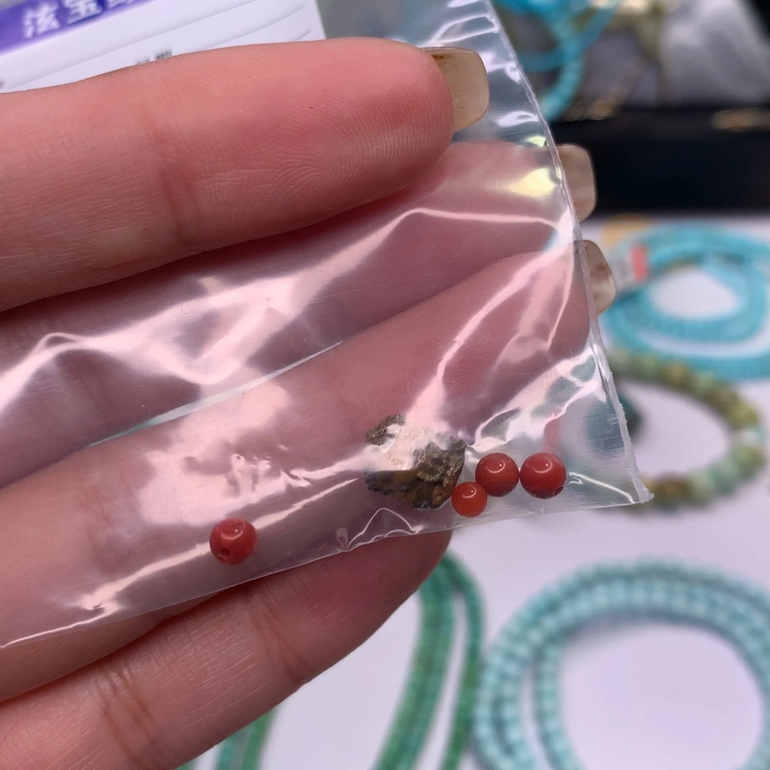 南红玛瑙配饰未镶嵌