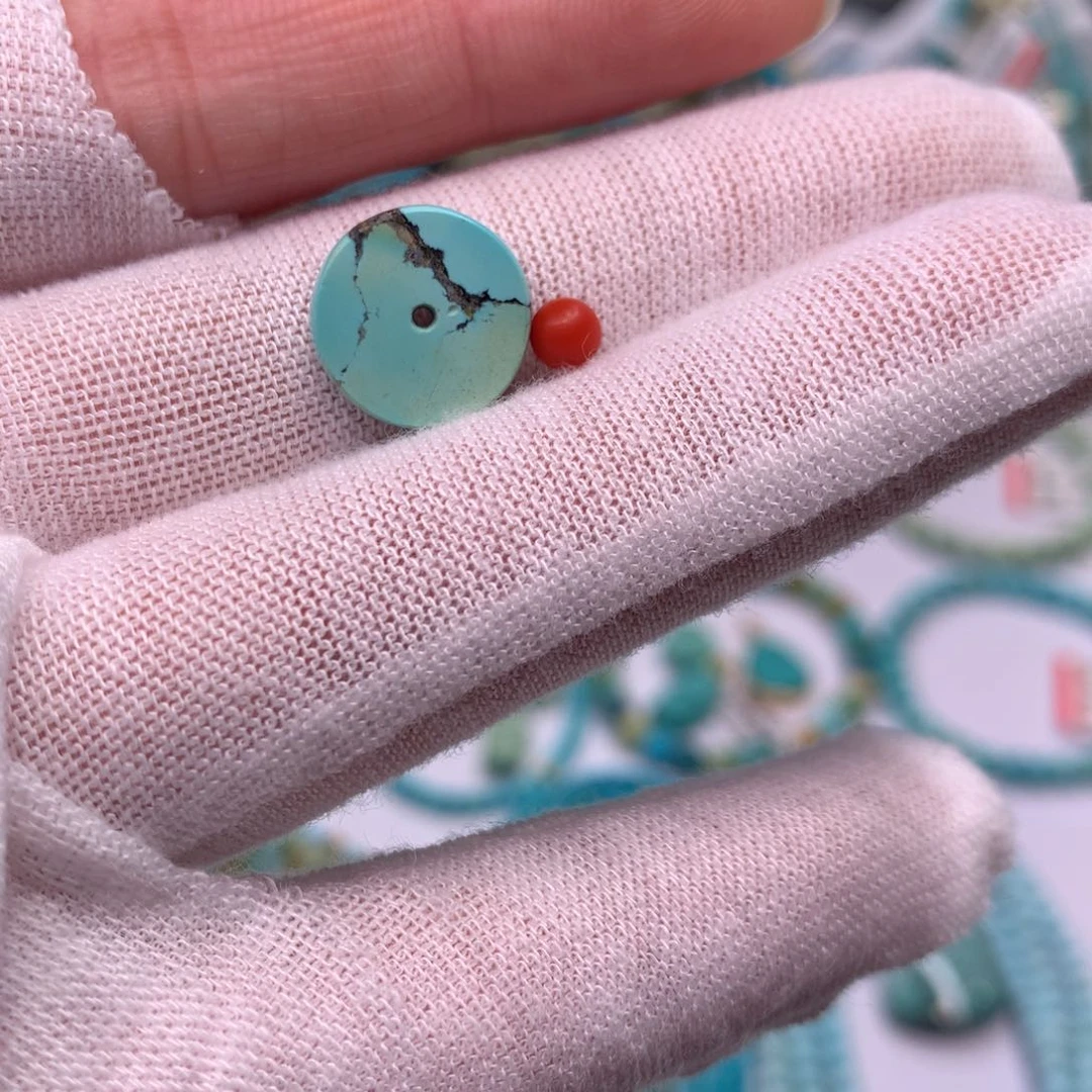 南红玛瑙配饰未镶嵌