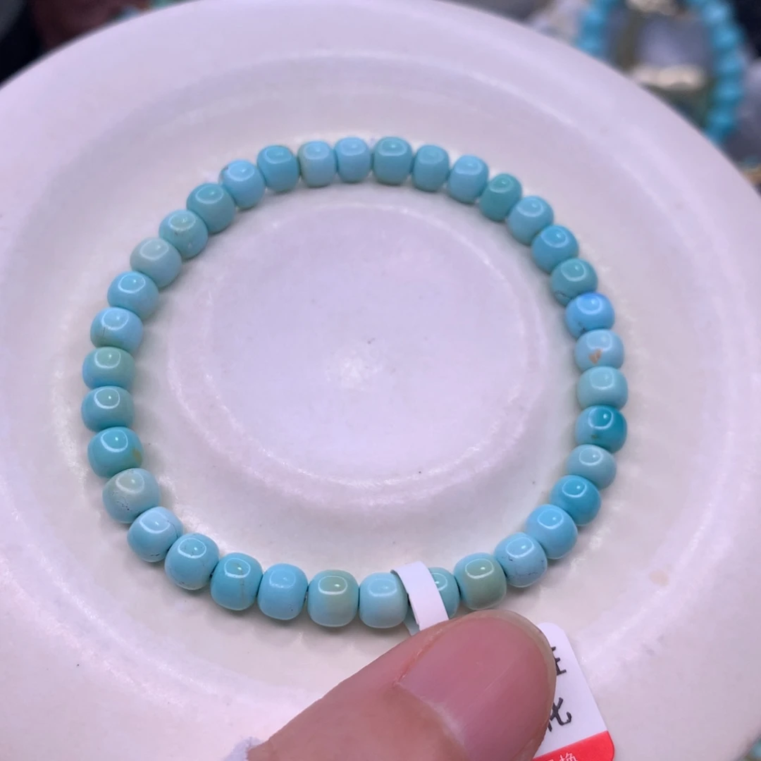 绿松石配饰未镶嵌哆***梦