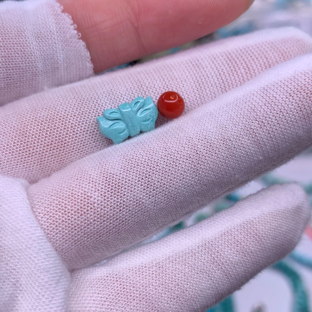 南红玛瑙配饰未镶嵌