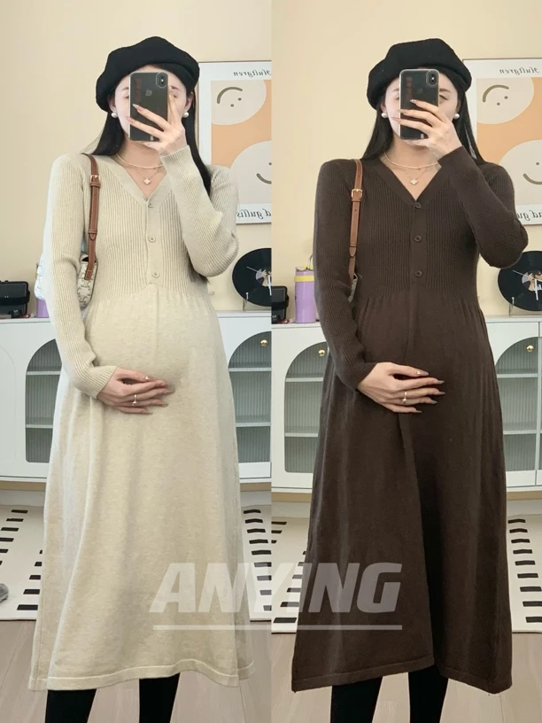 优雅派对/孕妈v领针织连衣裙女冬长袖哺乳温柔内搭收腰毛衣裙子