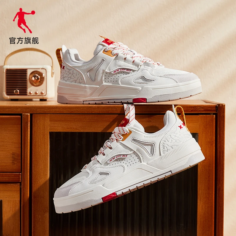 中国乔丹榫卯启承2.0秋冬薄款板鞋男女款厚底耐磨时尚休闲运动鞋