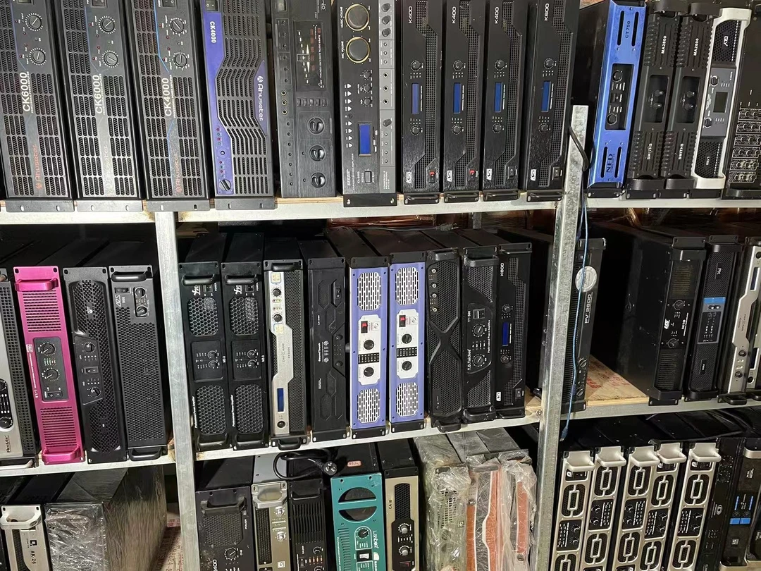 9新  70新 功放 不包邮 有瑕疵