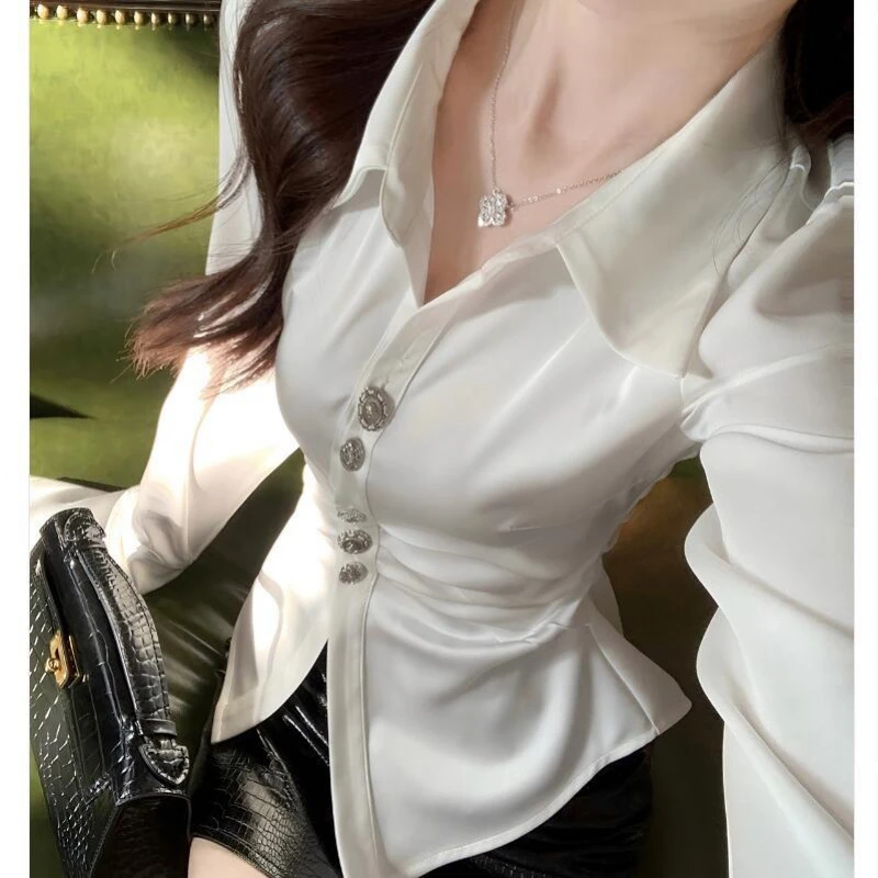 白色长袖衬衫女小众腔调秋冬高级不规则法式柔光缎面收腰显瘦衬衣