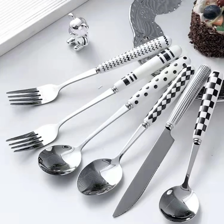 北欧轻奢不锈钢餐具赫本风餐具刀叉套装陶瓷手柄刀叉勺礼品套装