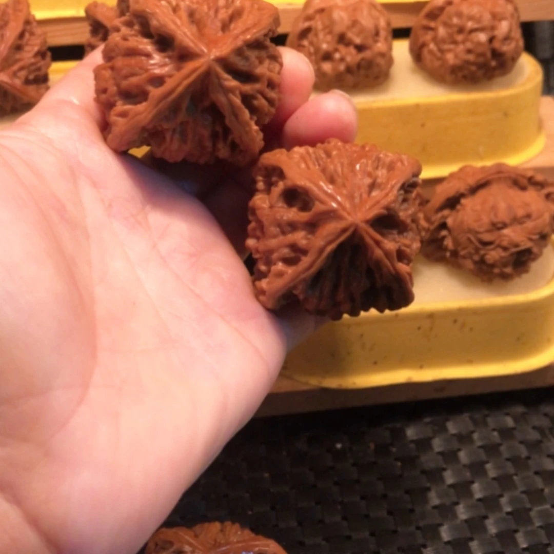 【闪购商品】文玩核桃吊坠我**良