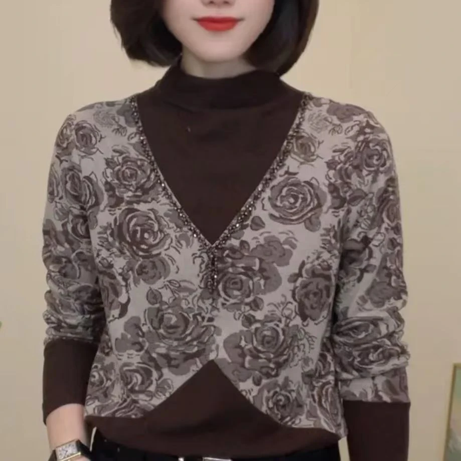 66250早秋新款假两件拼接气质设计感女士T恤显瘦休闲长袖打底衫