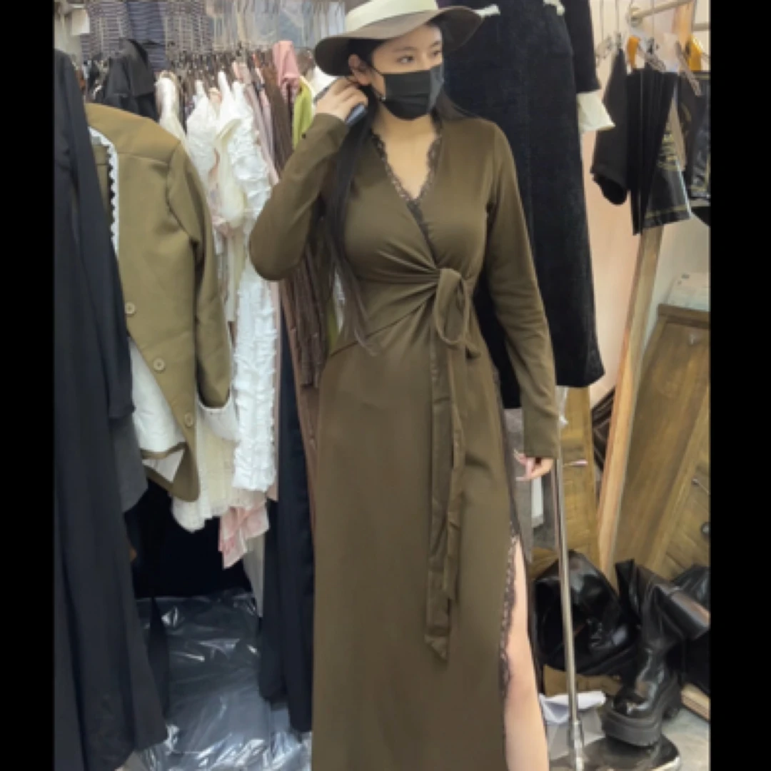 新款秋冬加厚长款开叉V领独特设计蕾丝花边毛衣内搭宫廷风针织