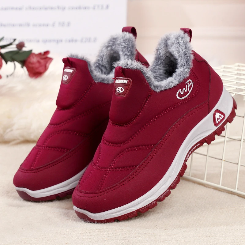 冬季新款棉鞋女加绒加厚妈妈鞋软底舒适保暖老人鞋防寒中老年靴子