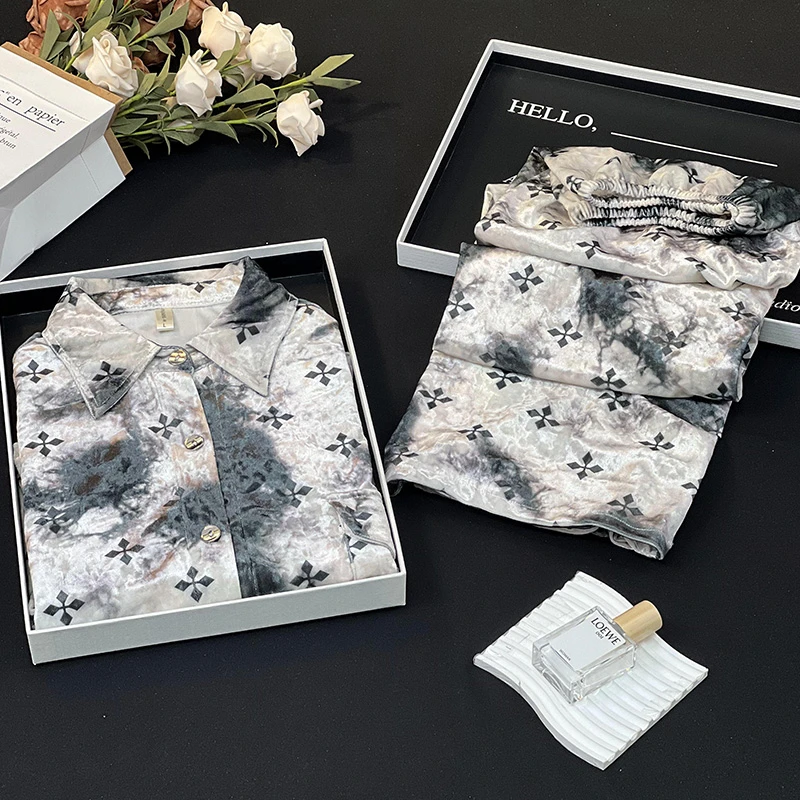 Sifuma/斯服玛《云雾》金丝绒春秋轻奢时尚两件套休闲睡衣家居服