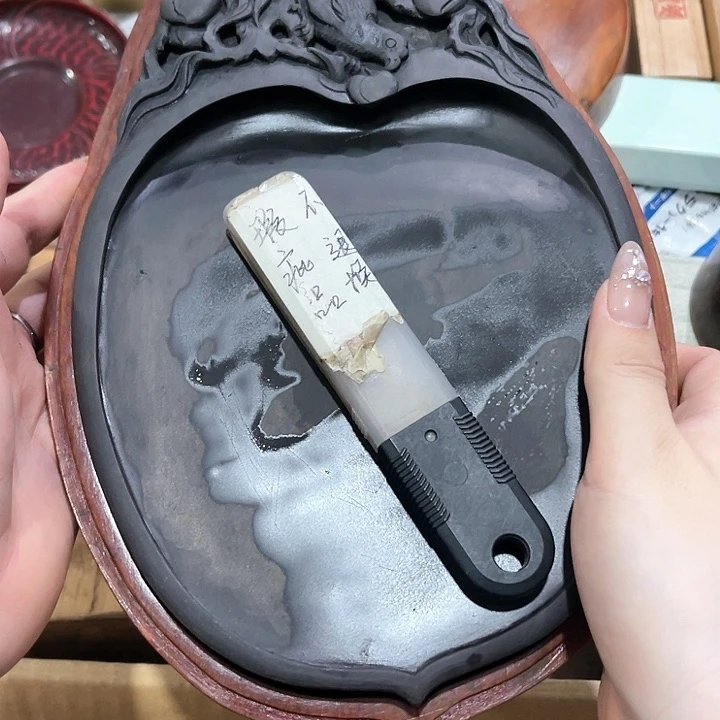 摆件遥**先哈哈哈哈哈哈哈哈