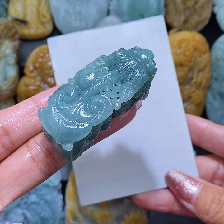 定制翡翠未镶嵌翡翠