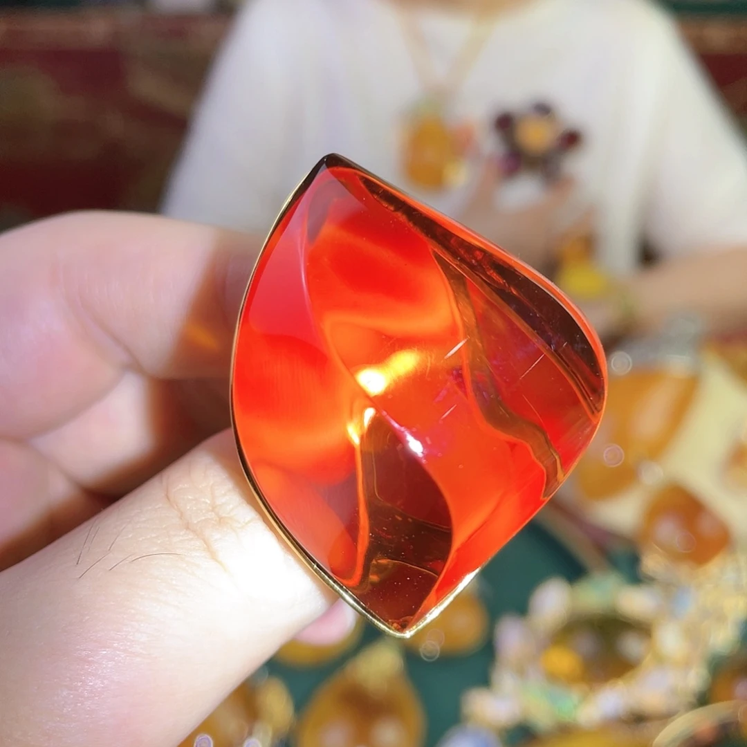 血珀戒指银S925镀金镶嵌