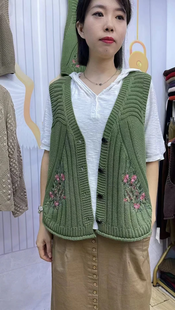 棉针织时尚刺绣马甲百搭马夹民族风绣花