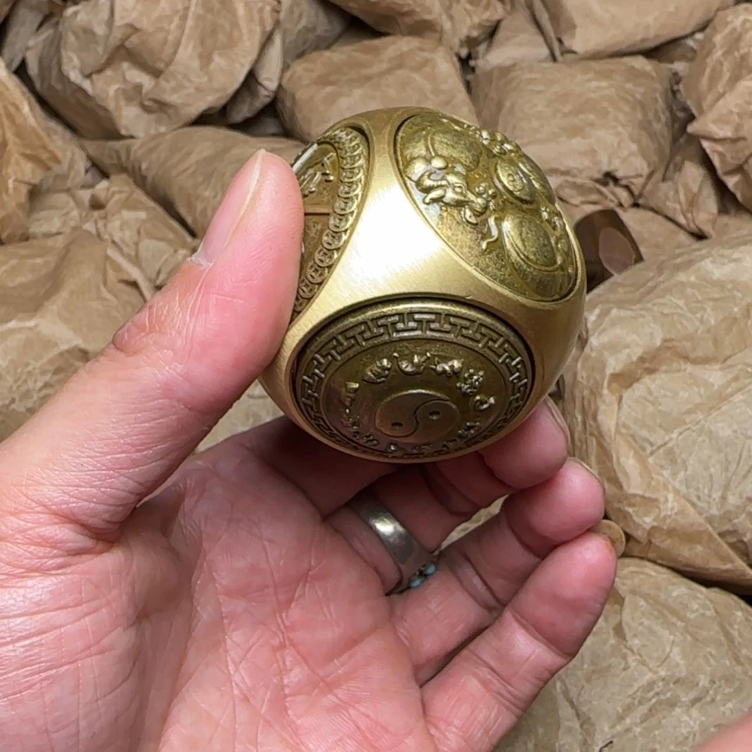 【闪购商品】紫铜Vvvv