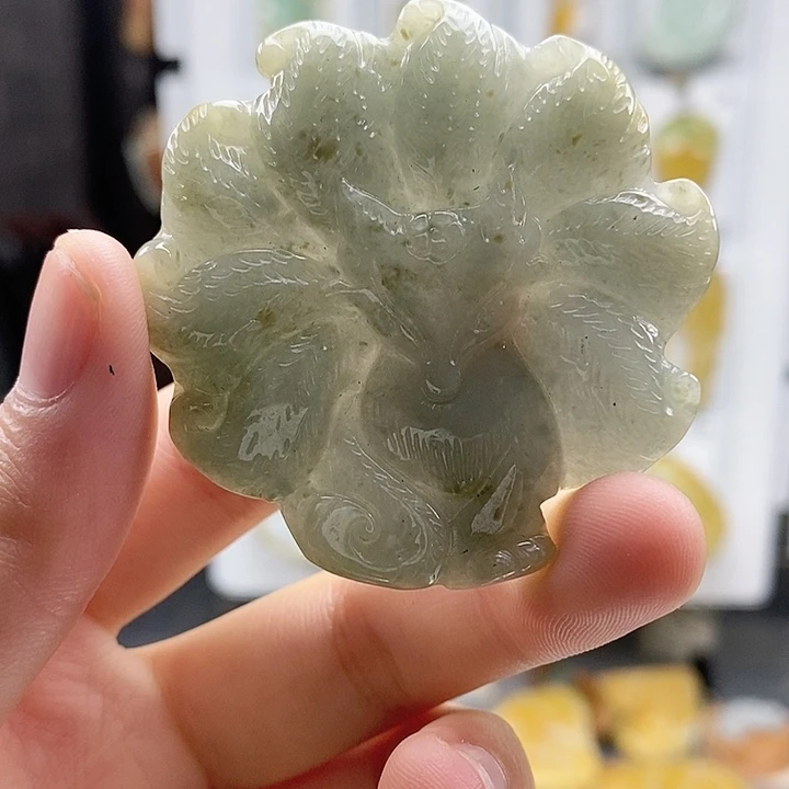 翡翠挂件未镶嵌翡翠
