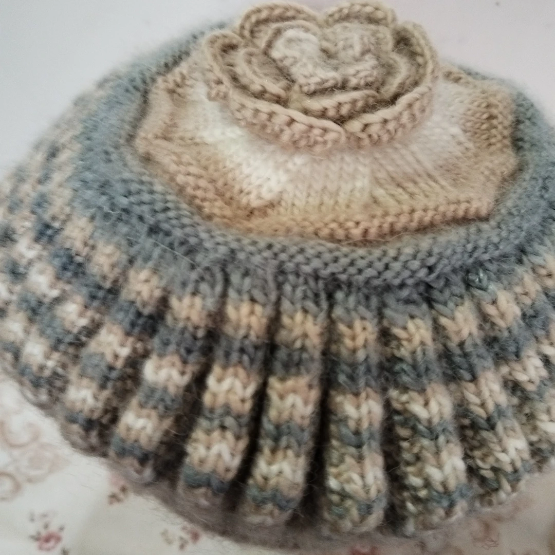 成品纯手工编织妈妈灯笼帽子拼色秋冬冬季针织加厚保暖男女冷帽