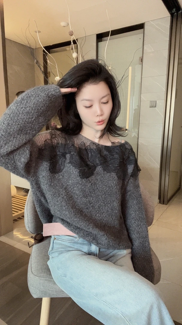 【悦悦专属】镂空蕾丝花朵毛衣针织衫S190