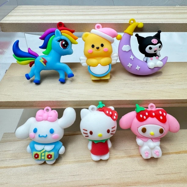 潮流diy立体玩偶摆摊钥匙扣公仔挂件学生礼品挂饰