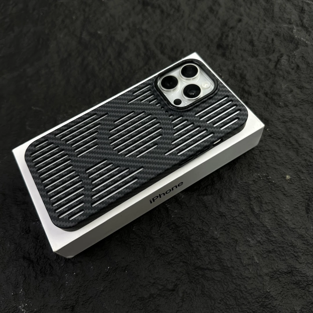 磁吸【夏日散热碳纹理】适用苹果12/15ProMax手机壳裸机手感
