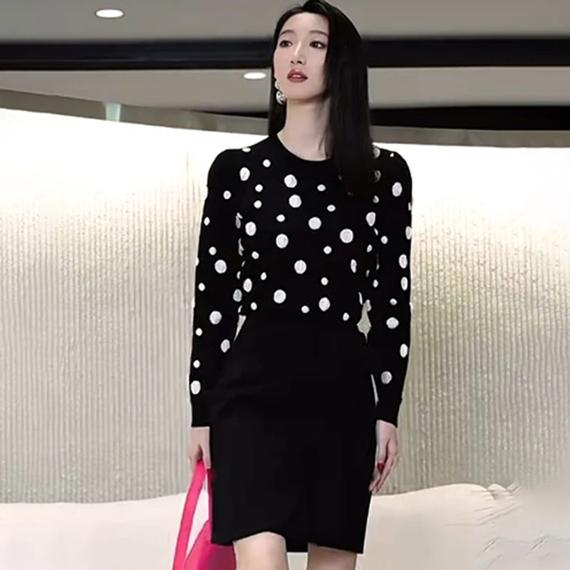 37854【依系列】波点针织衫2J121728D